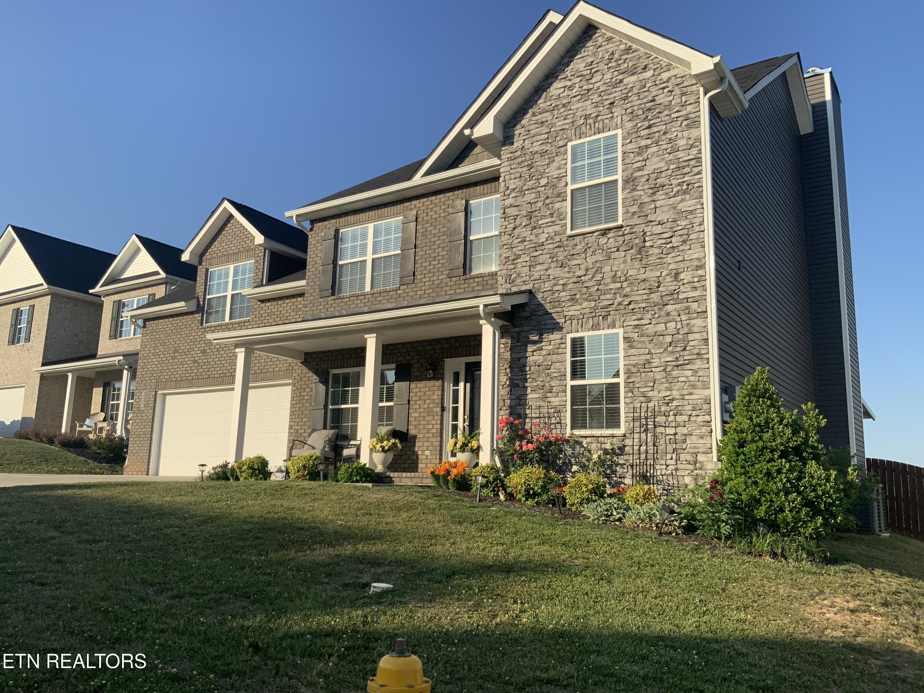 8230 Equinox Lane Powell, TN 37849 - Photo 1 of 40 IMG_2363