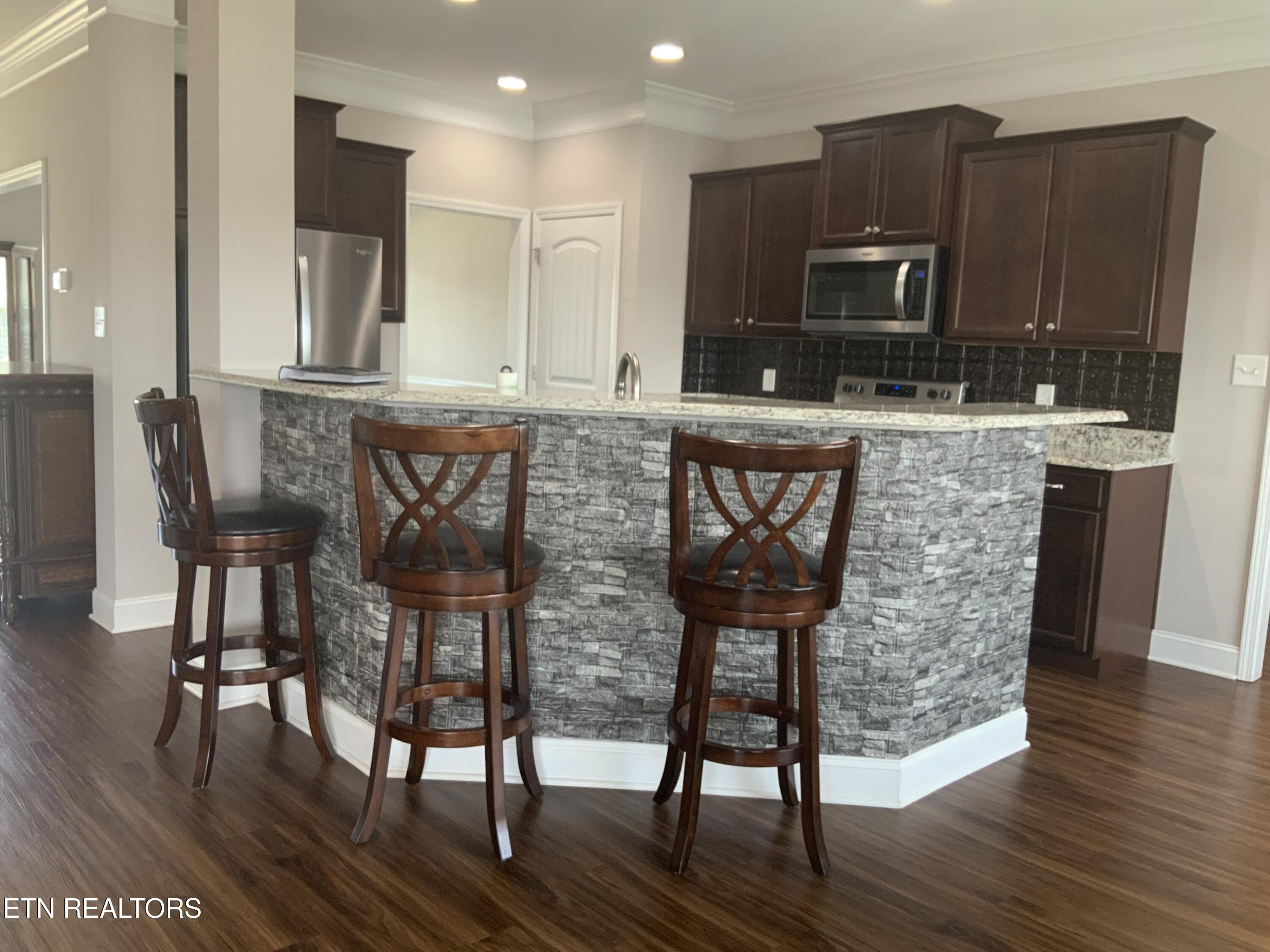 8230 Equinox Lane Powell, TN 37849 - Photo 16 of 40 IMG_2307