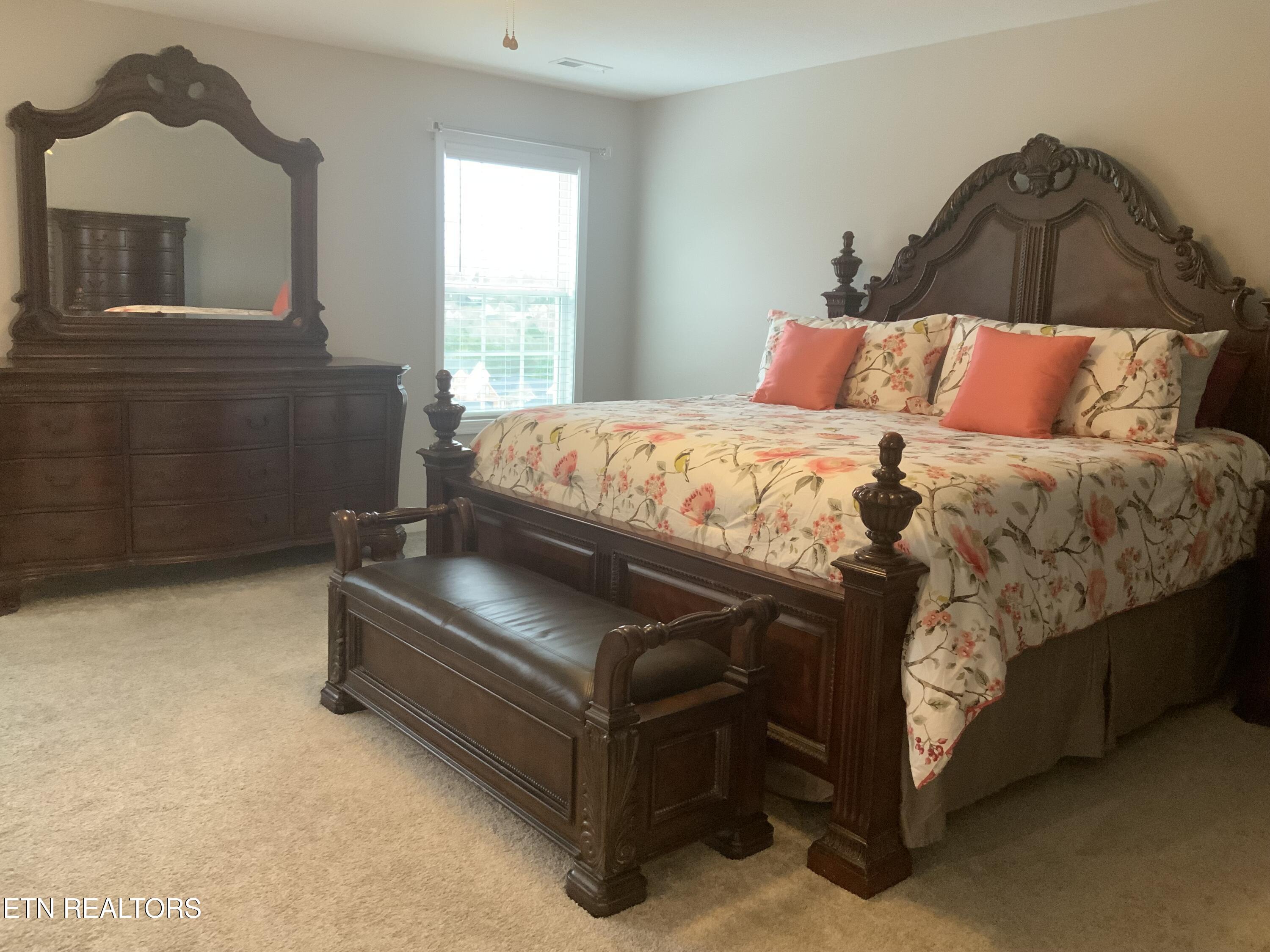 8230 Equinox Lane Powell, TN 37849 - Photo 23 of 40 IMG_2235