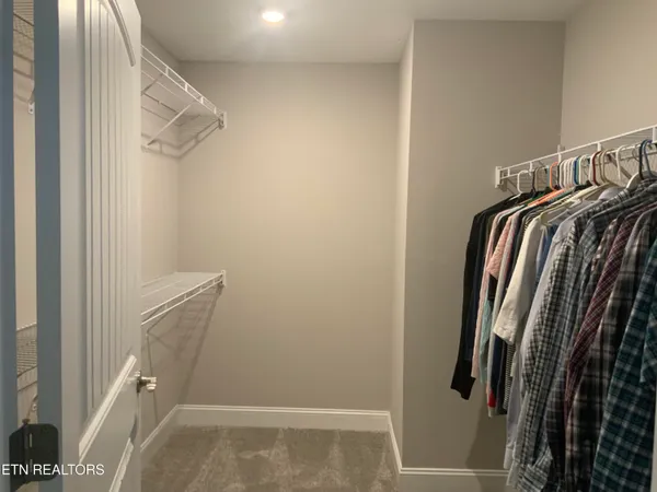 $575,000 | 8230 Equinox Lane, Powell, TN 37849