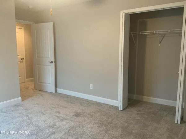 $575,000 | 8230 Equinox Lane, Powell, TN 37849