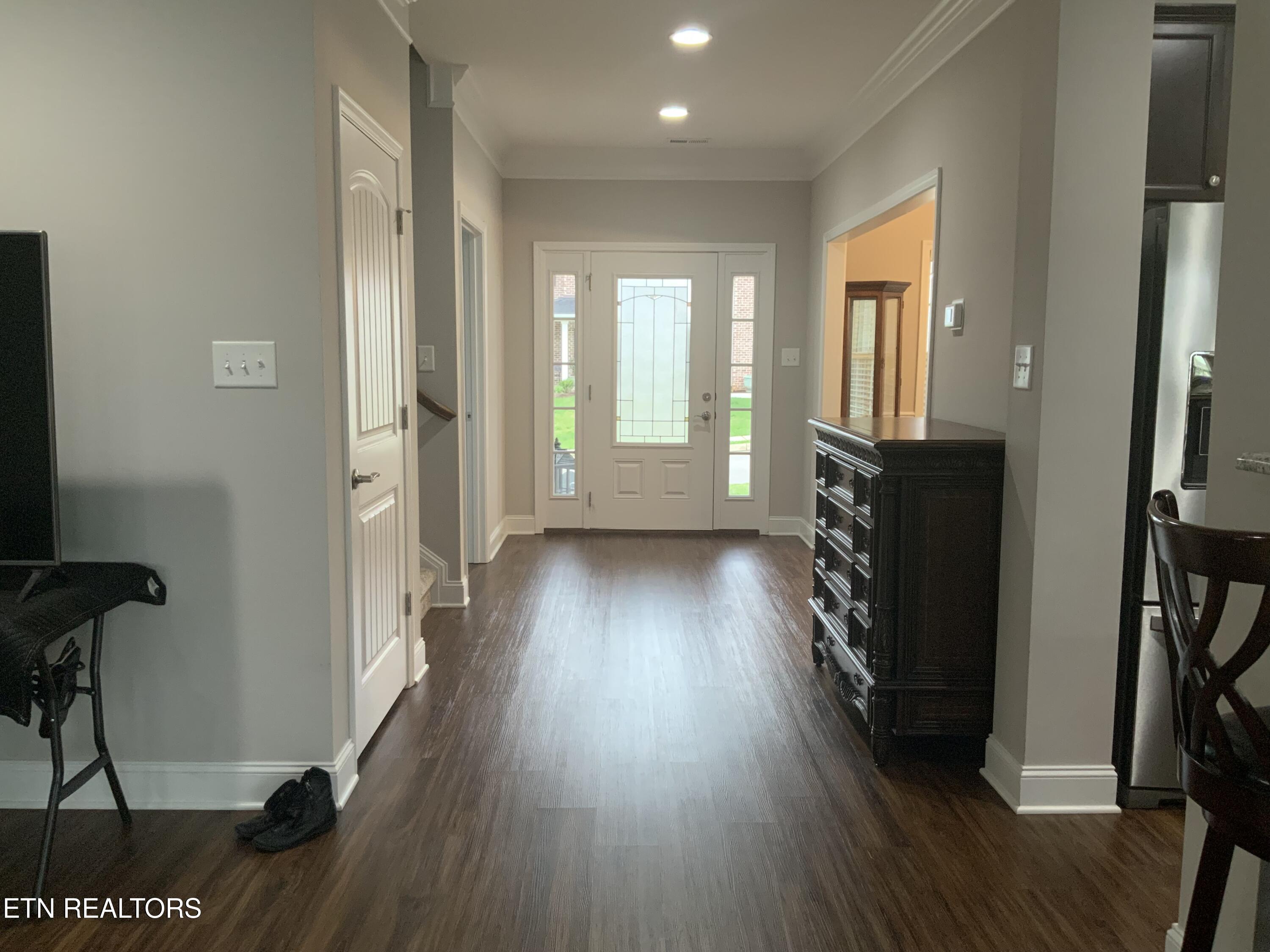 8230 Equinox Lane Powell, TN 37849 - Photo 5 of 40 IMG_2266