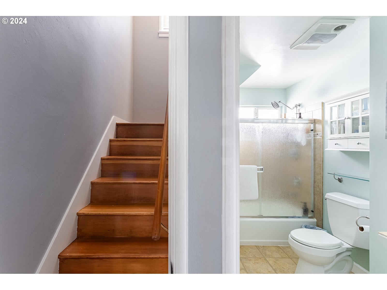 2275 Cal Young Road Eugene, OR 97401 - Photo 25 of 36 a bathroom with a sink and toilet