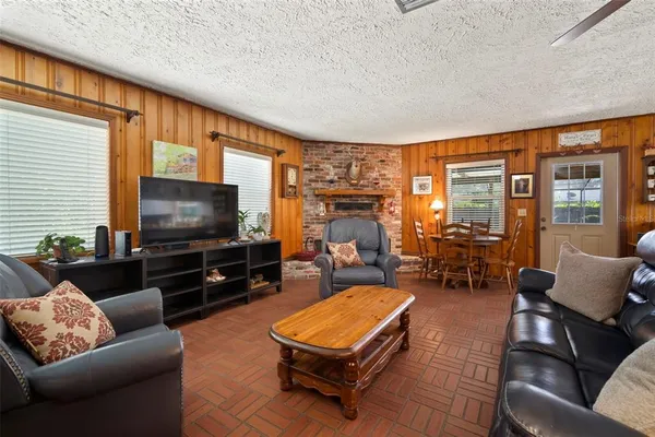 $430,000 | 501 North Bryan Circle, Brandon, FL 33511
