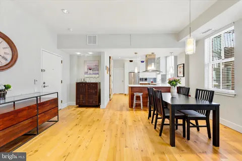 $425,000 | 102-22 Church Street, Unit 309, Philadelphia, PA 19106