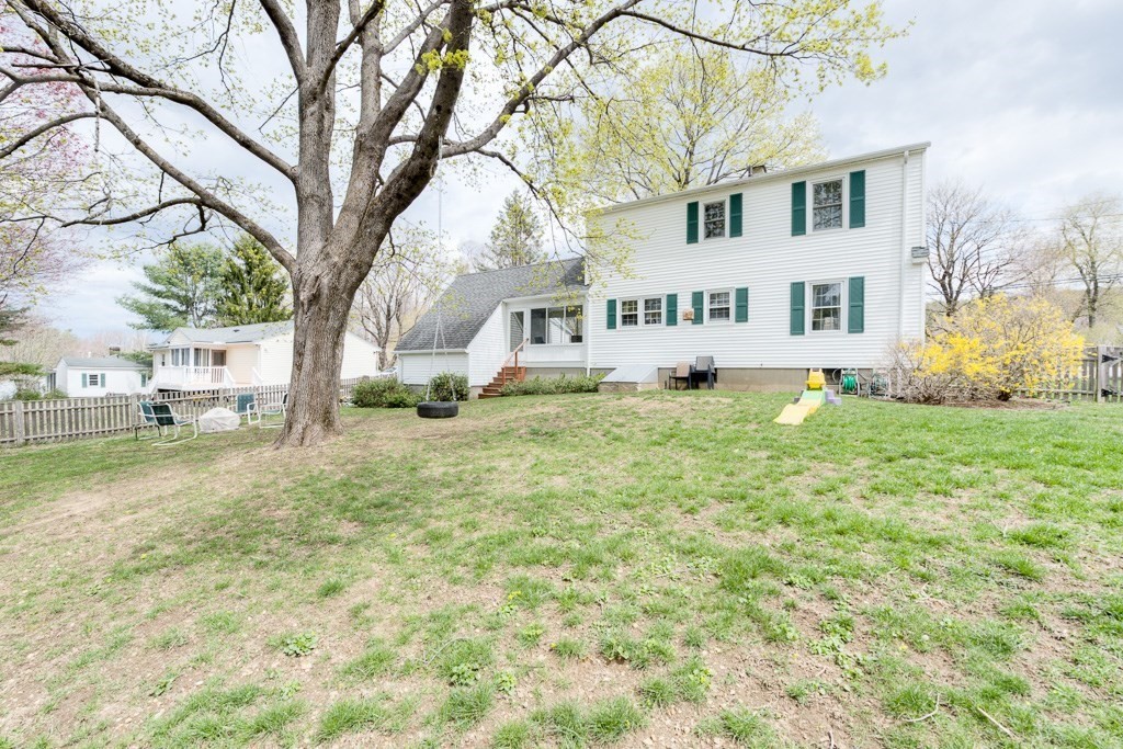 8 Crestwood Road Paxton, MA 01612 - Photo 11 of 41 Gallery Image 11