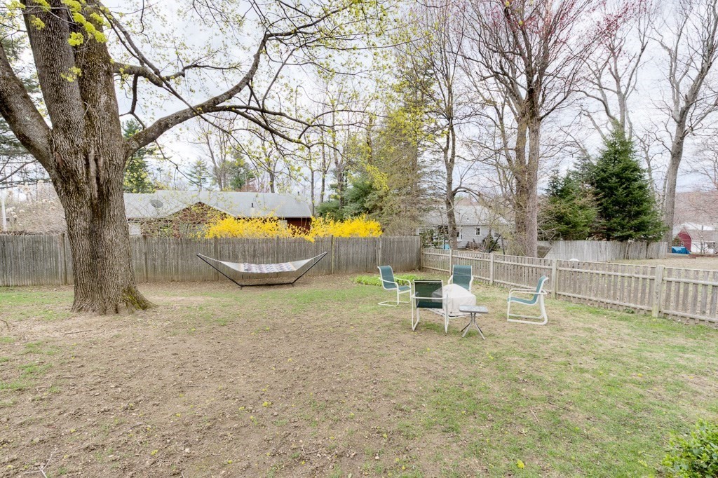8 Crestwood Road Paxton, MA 01612 - Photo 12 of 41 Gallery Image 12