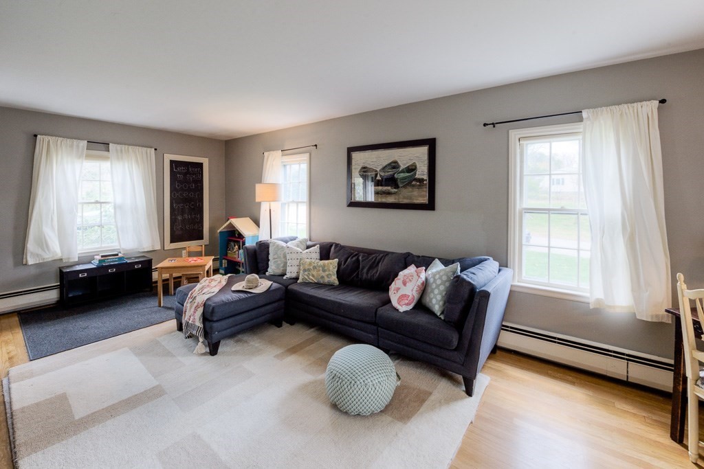8 Crestwood Road Paxton, MA 01612 - Photo 15 of 41 Gallery Image 15