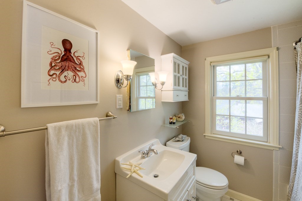 8 Crestwood Road Paxton, MA 01612 - Photo 40 of 41 Gallery Image 40