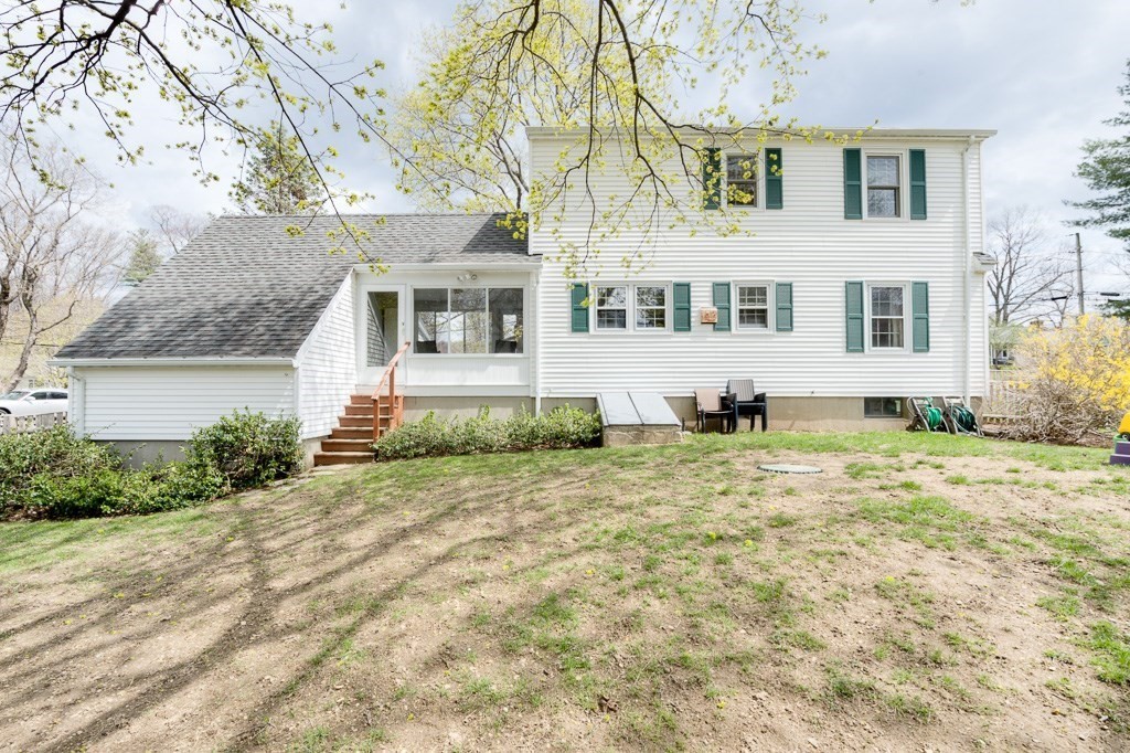 8 Crestwood Road Paxton, MA 01612 - Photo 7 of 41 Gallery Image 7