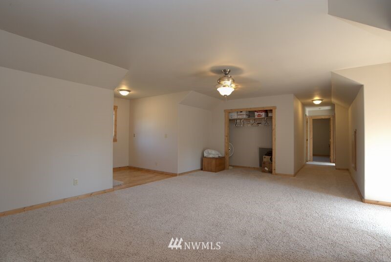 3688 East Smith Road Bellingham, WA 98226 - Photo 9 of 15