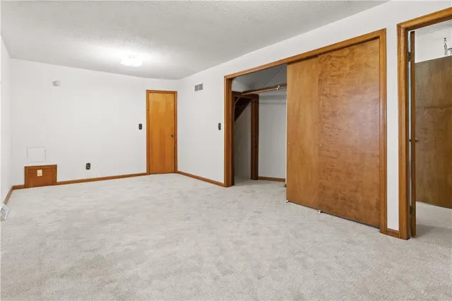 $415,000 | 146 Southeast 180th Road, Warrensburg, MO 64093