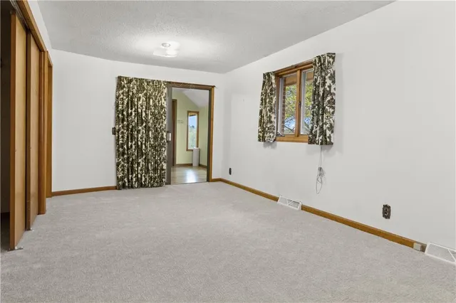 $415,000 | 146 Southeast 180th Road, Warrensburg, MO 64093