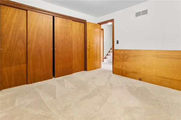 $415,000 | 146 Southeast 180th Road, Warrensburg, MO 64093