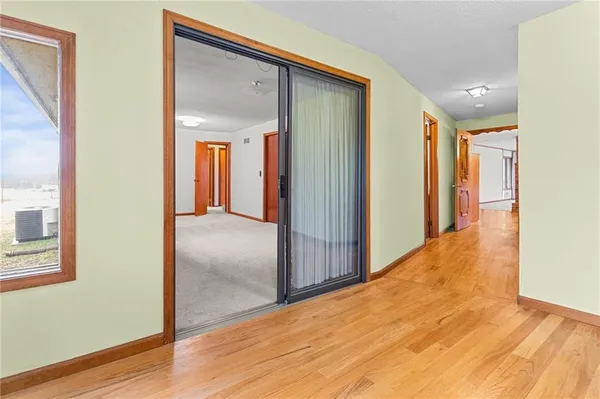 $415,000 | 146 Southeast 180th Road, Warrensburg, MO 64093