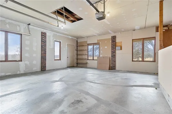 $415,000 | 146 Southeast 180th Road, Warrensburg, MO 64093