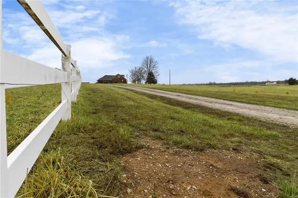 $415,000 | 146 Southeast 180th Road, Warrensburg, MO 64093