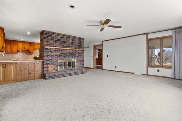 $415,000 | 146 Southeast 180th Road, Warrensburg, MO 64093