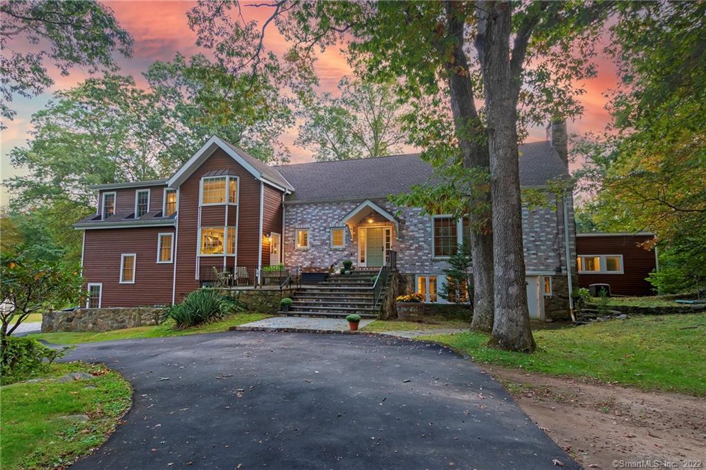 82 Erskine Road Stamford, CT 06903 - Photo 1 of 1 welcome!