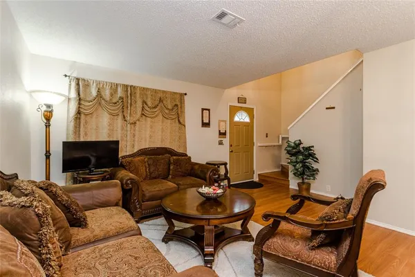 $2,700 | 1308 Dundee Drive, Arlington, TX 76002