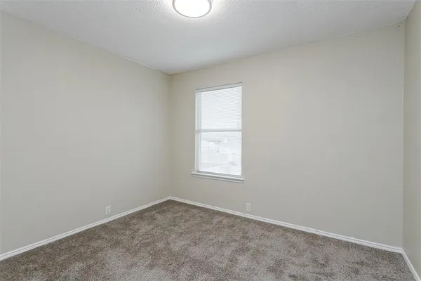 $2,600 | 1308 Dundee Drive, Arlington, TX 76002