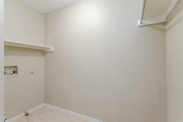 $2,600 | 1308 Dundee Drive, Arlington, TX 76002
