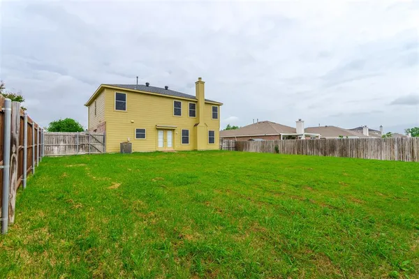 $2,600 | 1308 Dundee Drive, Arlington, TX 76002