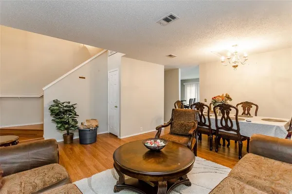 $2,700 | 1308 Dundee Drive, Arlington, TX 76002