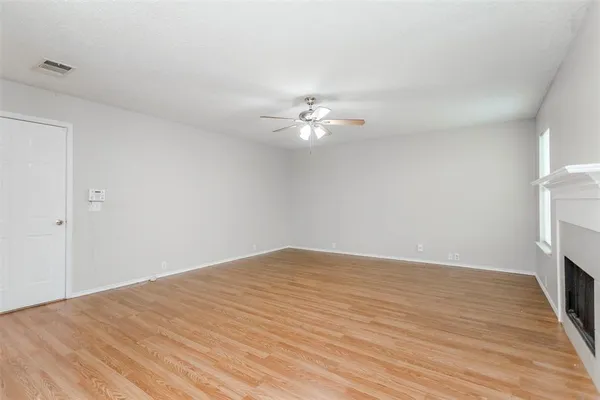 $2,600 | 1308 Dundee Drive, Arlington, TX 76002