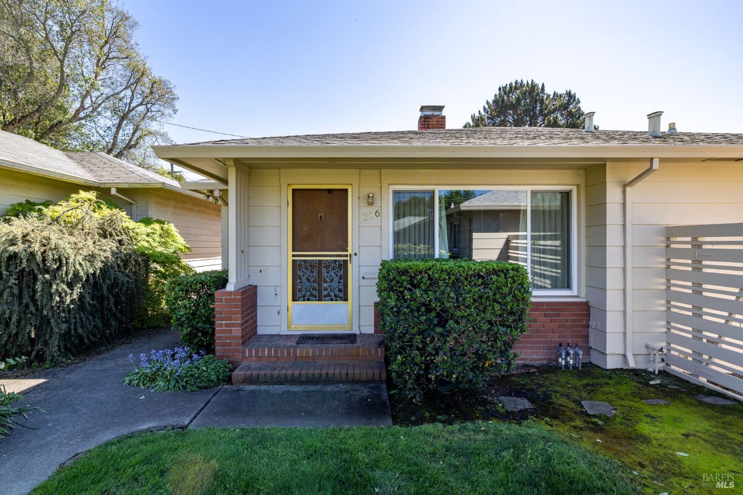 1204 14th Street Santa Rosa, CA 95404 - Photo 4 of 26 1206 14Th Street. Detached 2 bedroom 1 bath unit. approx. 1,050 sqft. Currently rented to long term tenant at $1,775 per month.