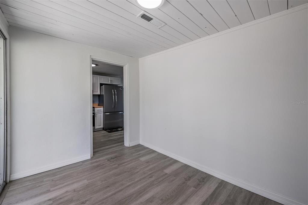 636 Stremma Road Largo, FL 33770 - Photo 12 of 35
