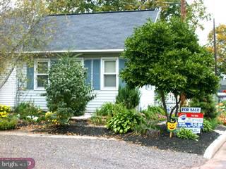 9 Moores Court Quakertown, PA 18951 - Photo 1 of 6