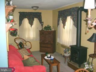 9 Moores Court Quakertown, PA 18951 - Photo 5 of 6