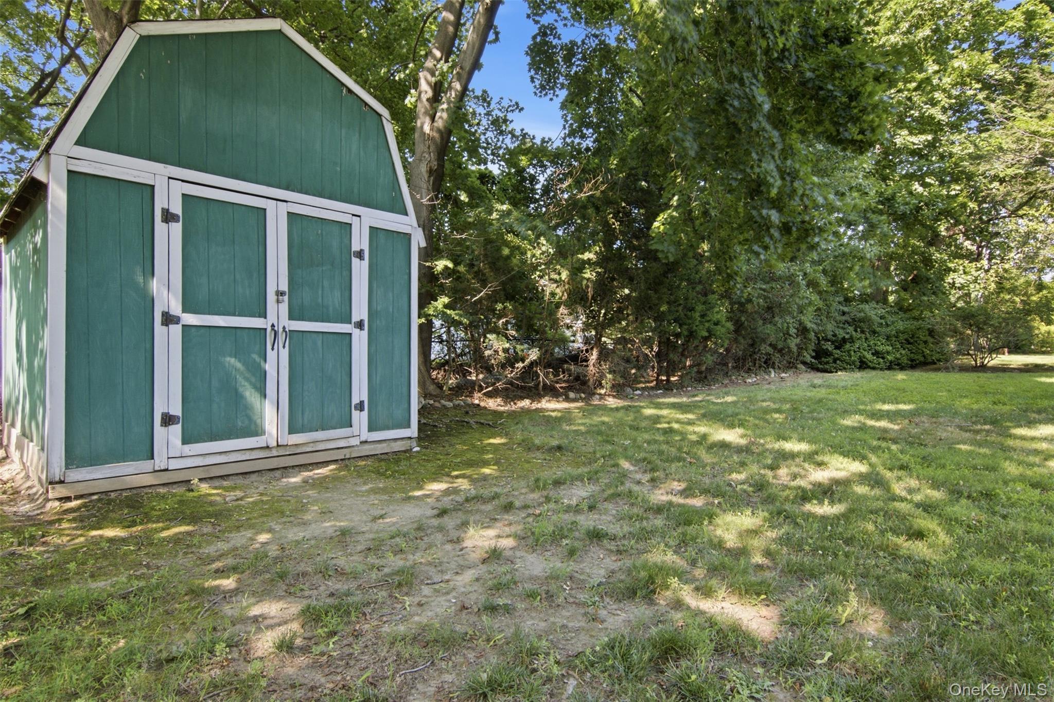 1 Gaul Road North Setauket, NY 11733 - Photo 33 of 39