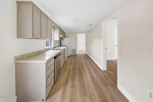 $1,700 | 206 East 2nd Court, Unit A, Panama City, FL 32401