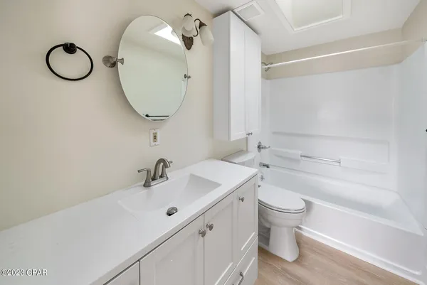 $1,700 | 206 East 2nd Court, Unit A, Panama City, FL 32401