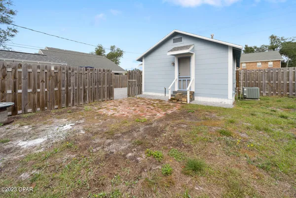 $1,700 | 206 East 2nd Court, Unit A, Panama City, FL 32401