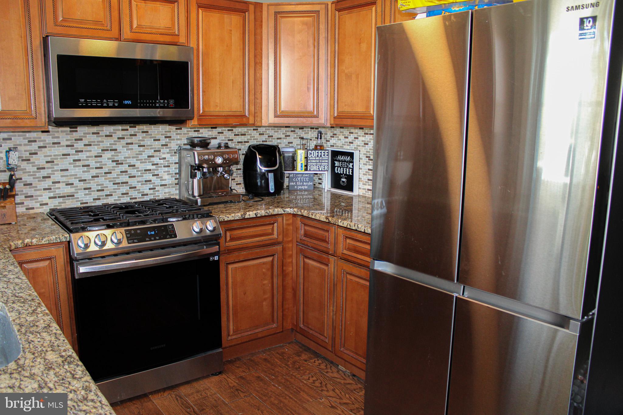 10818 Perrin Road Philadelphia, PA 19154 - Photo 11 of 28