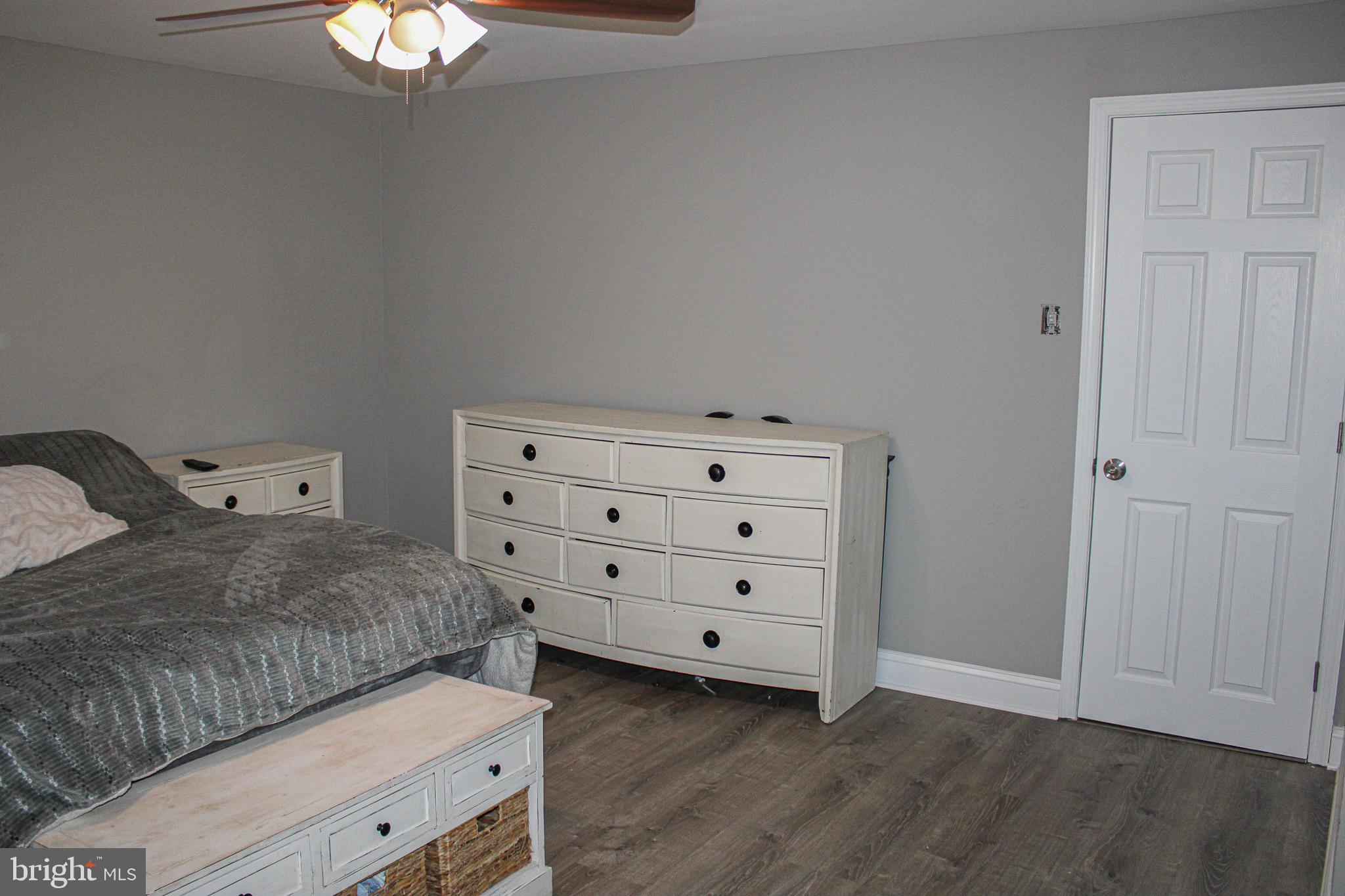10818 Perrin Road Philadelphia, PA 19154 - Photo 15 of 28