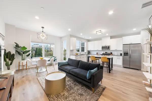 $4,460 | 28295 Torch Parkway, Warrenville, IL 60555