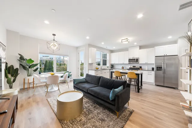 $4,460 | 28295 Torch Parkway, Warrenville, IL 60555