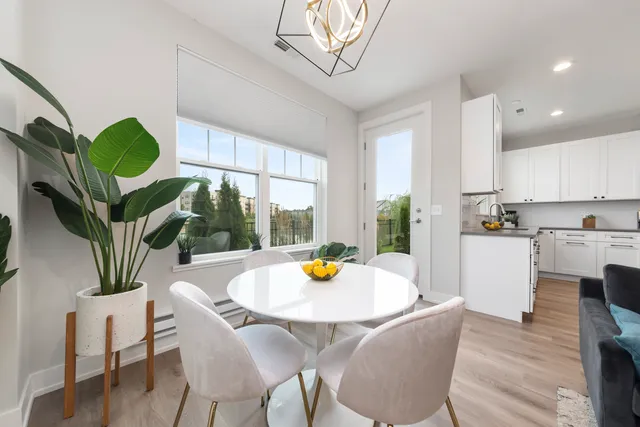 $4,460 | 28295 Torch Parkway, Warrenville, IL 60555