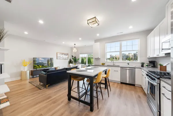 $4,460 | 28295 Torch Parkway, Warrenville, IL 60555