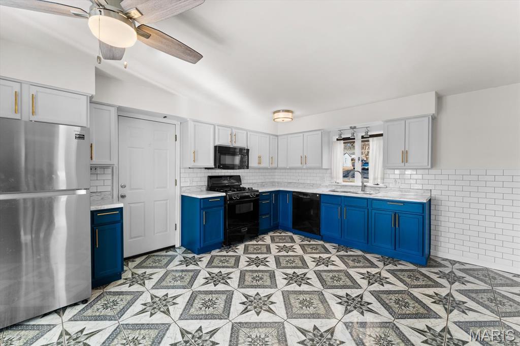 702 Mary Jane Street Lebanon, IL 62254 - Photo 9 of 37