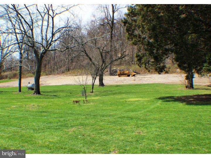 149 Bingaman Road Reading, PA 19606 - Photo 3 of 15