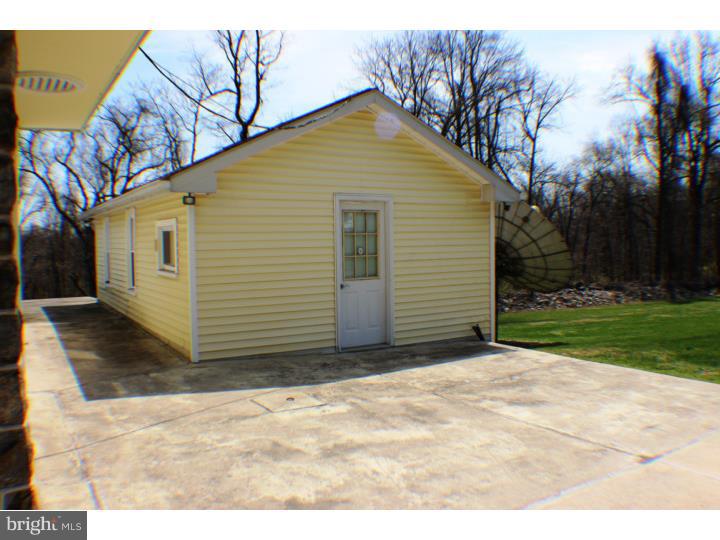 149 Bingaman Road Reading, PA 19606 - Photo 4 of 15