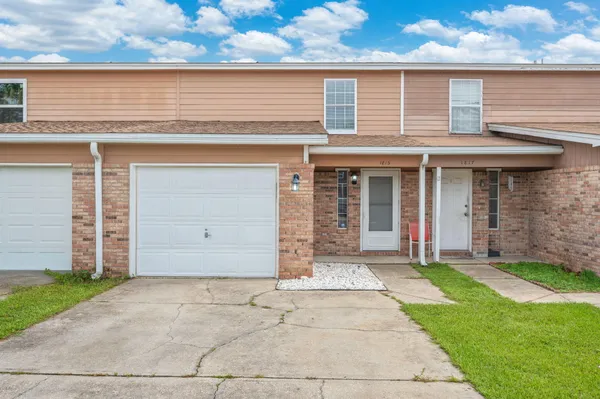 $259,000 | 1815 Whispering Oaks Lane, Fort Walton Beach, FL 32547