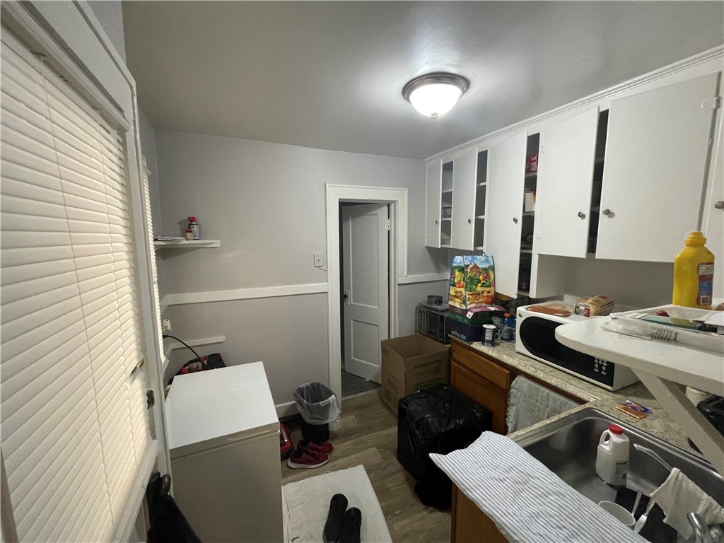 244 Kenwood Avenue Rochester, NY 14611 - Photo 13 of 29