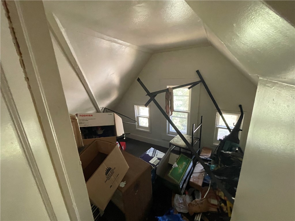 244 Kenwood Avenue Rochester, NY 14611 - Photo 14 of 29