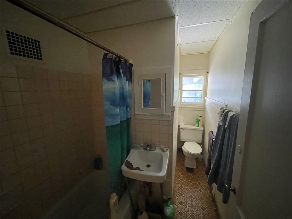 244 Kenwood Avenue Rochester, NY 14611 - Photo 26 of 29